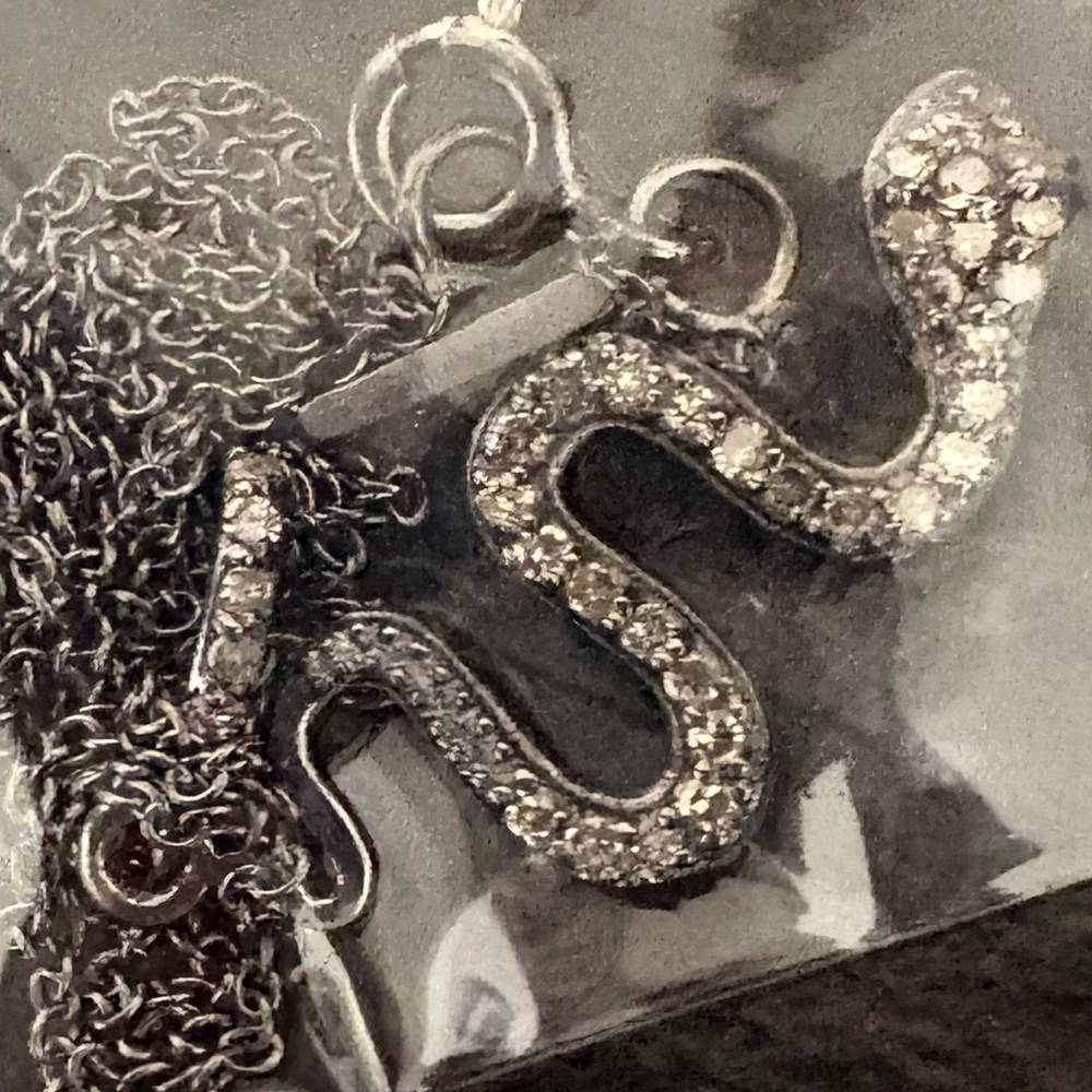 ❌SOLD❌NWT ADORNIA FINE Coil Snake Silver Diamond Pendant Necklace - 0.20 ctw - Picture 4 of 6